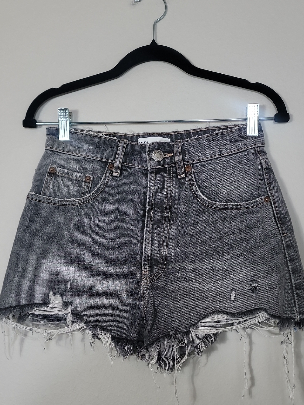 Zara Cutoff Denim Shorts Size 4 High Rise Acid Wash Button Fly Womens Distressed